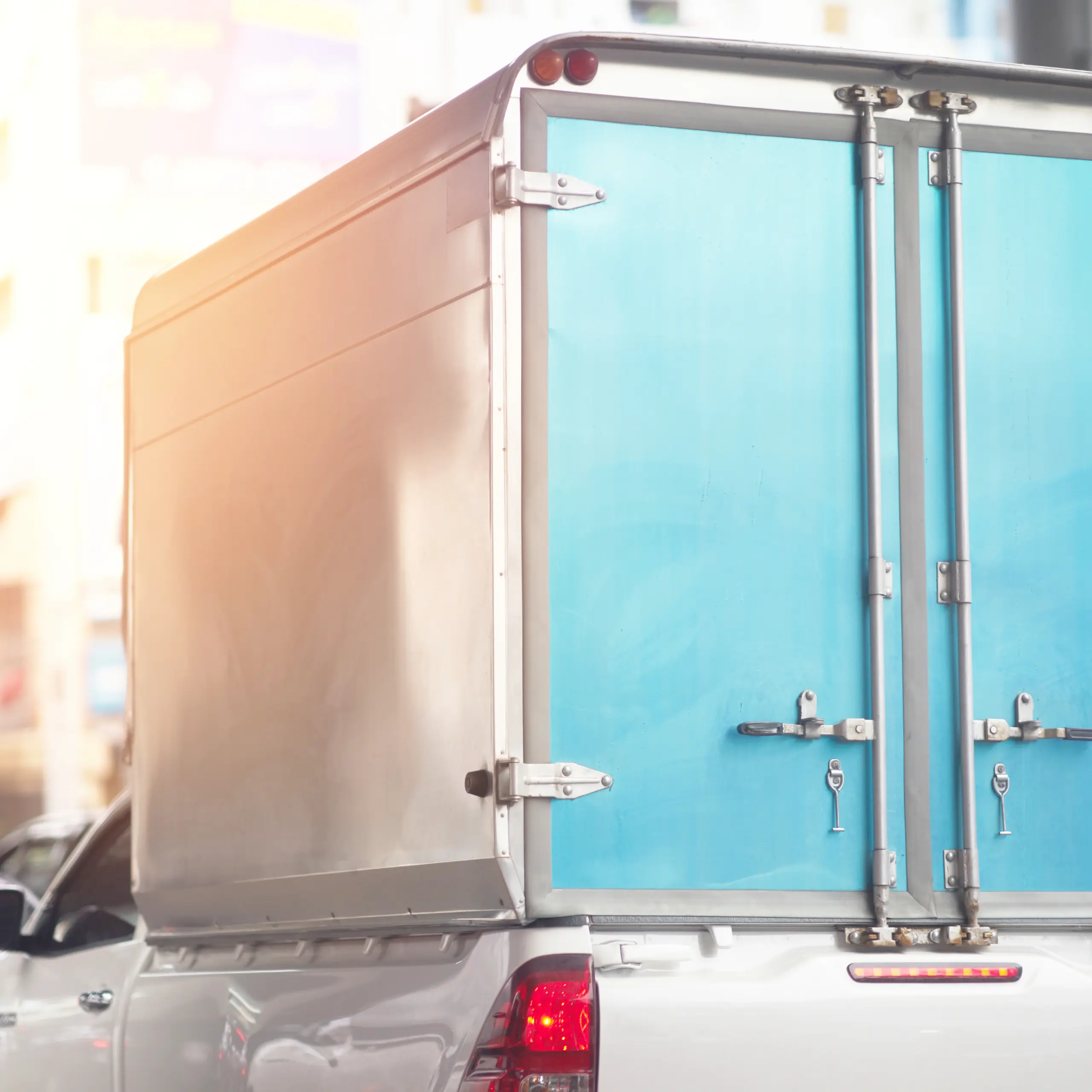 minitruck-container-using-logistic-transportation-crowded-city-concept